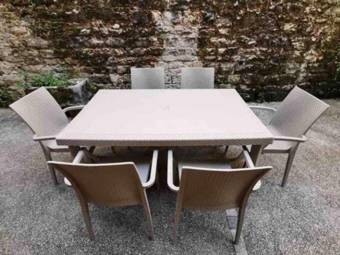 Appartement 3 Chambres Au Coeur Du Jura, Ideal Famille 살랭레뱅 외부 사진
