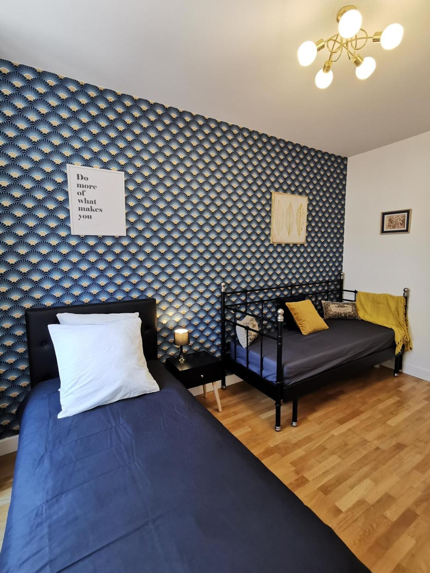 Appartement 3 Chambres Au Coeur Du Jura, Ideal Famille 살랭레뱅 외부 사진